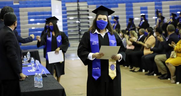 Regresan las ceremonias de graduación Gaceta UACJ